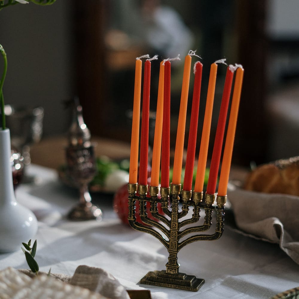חנוכייה מפליז